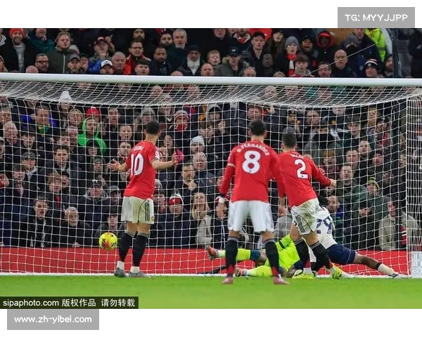 曼联防守漏洞频出,连续10场无法零封暴露体系问题
